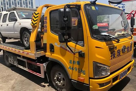 海东地区拖车多少钱道路救援拖车多少钱一辆