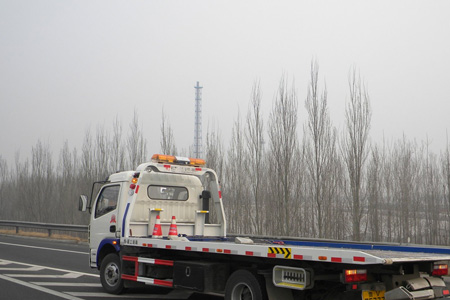 车辆救援送油一般送多少_北京汽车搭电救援维修电话