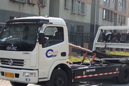 南京附近修车|拖车|道路救援一次多少钱|汽车维修费用